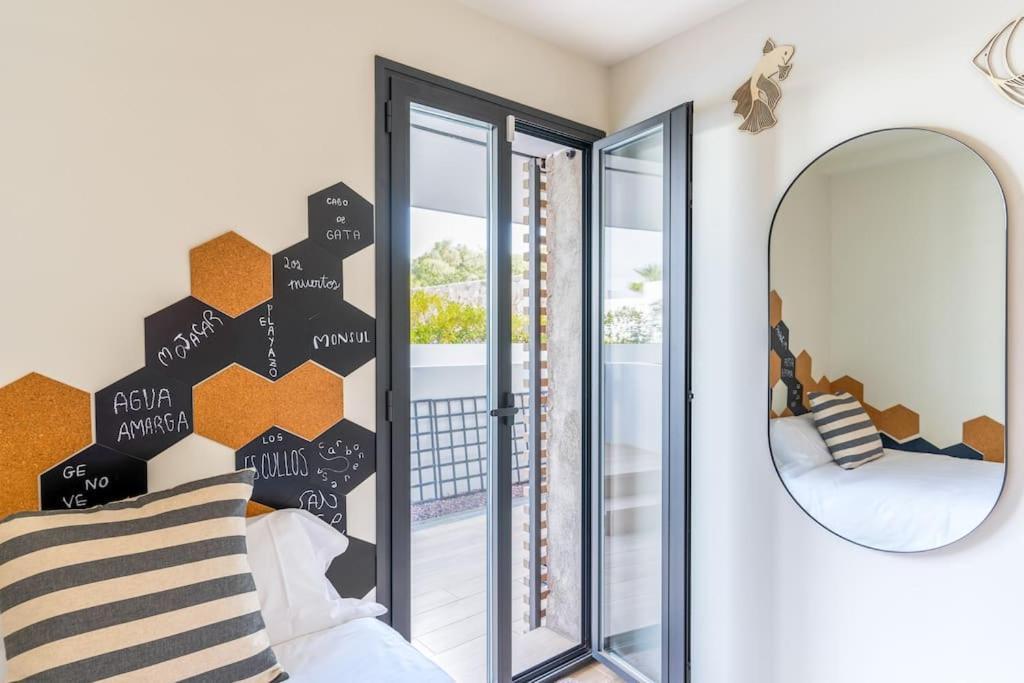 Apartment Genoveses Suites, 3 Hab, Garaje, Piscina, Solarium Y Wifi *