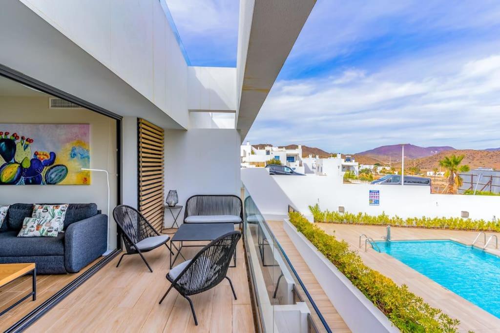 Apartment Genoveses Suites, 3 Hab, Garaje, Piscina, Solarium Y Wifi
